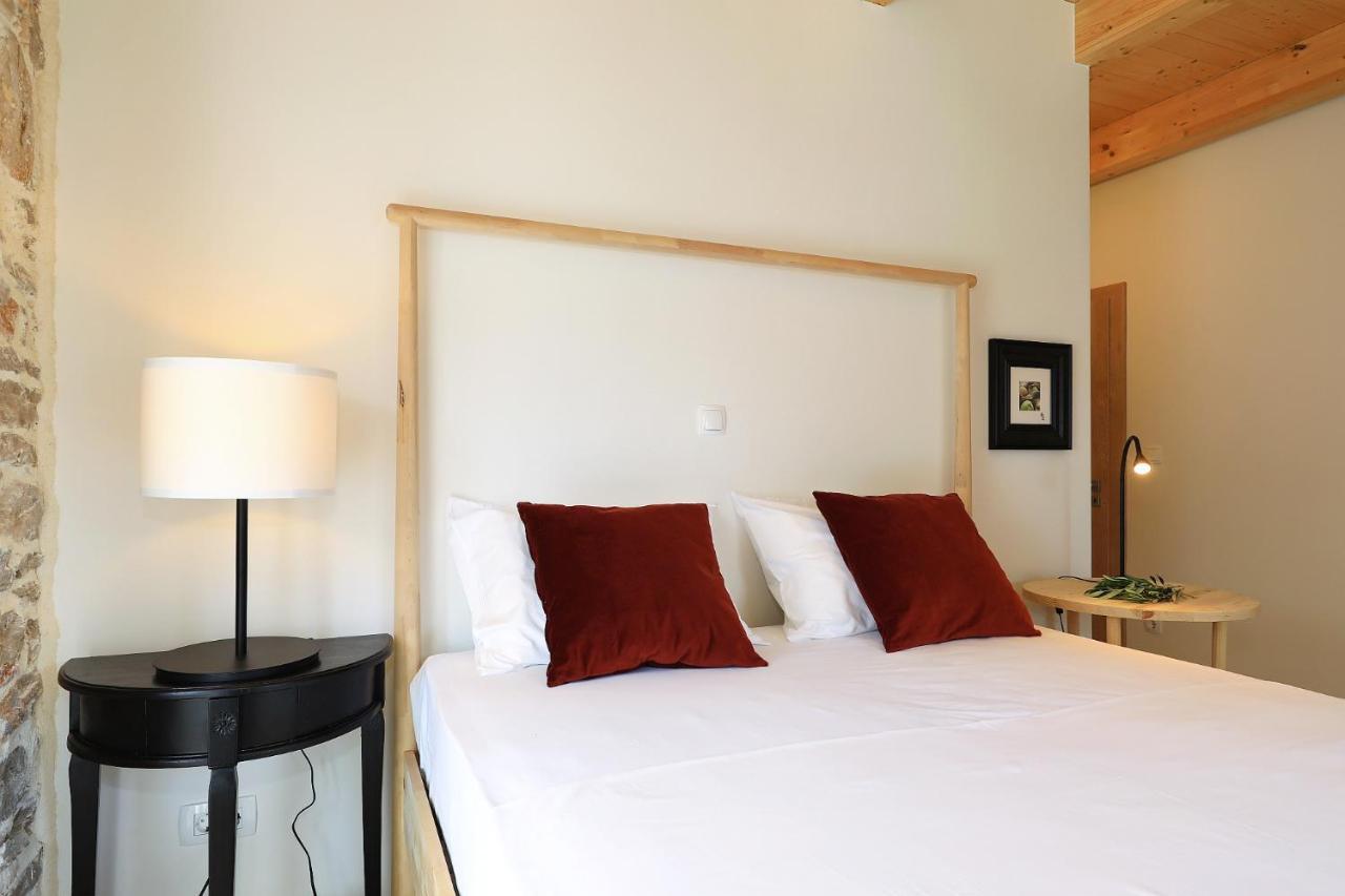 Villa Mira With A Heated Pool And A Sea View Božava エクステリア 写真